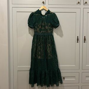 The dream gown for the holidays 🎄✨❄️